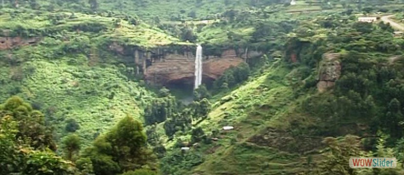 sipi waterfall in sebei region