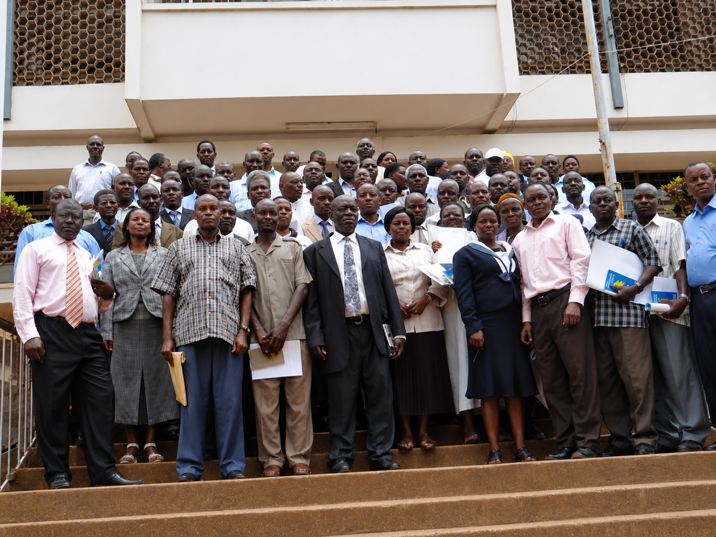 From Paper Committees to Active School Leadership: Making School Governance Work for Learners
